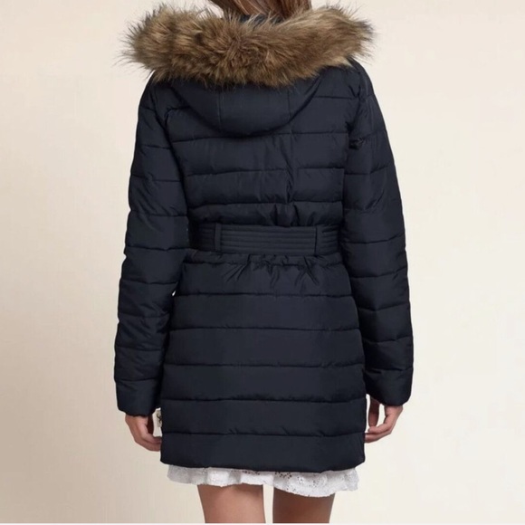 Hollister puffy jacket - Picture 3 of 7